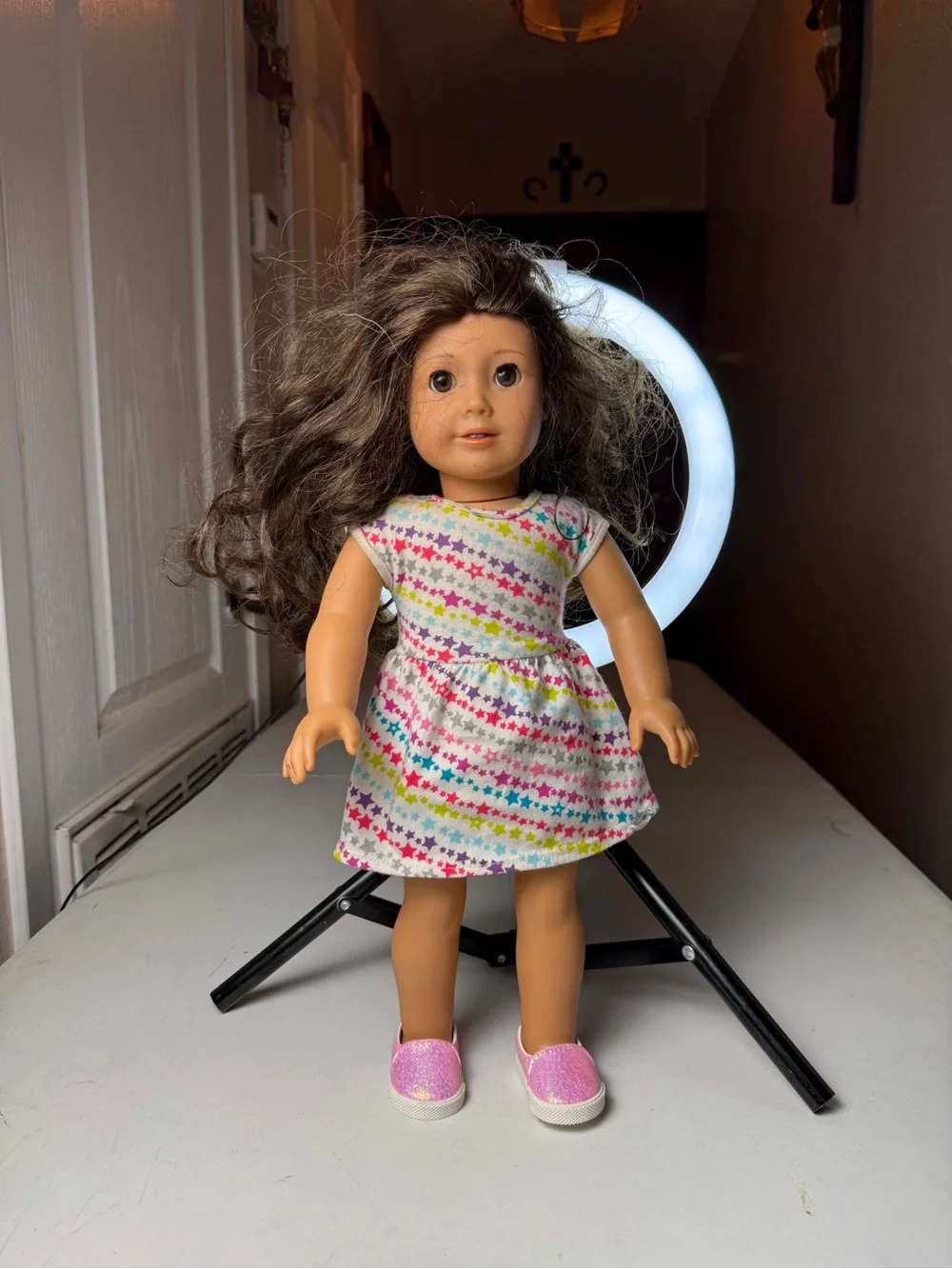 2017 American Girl Truly Me doll featuring brown hair and eyes